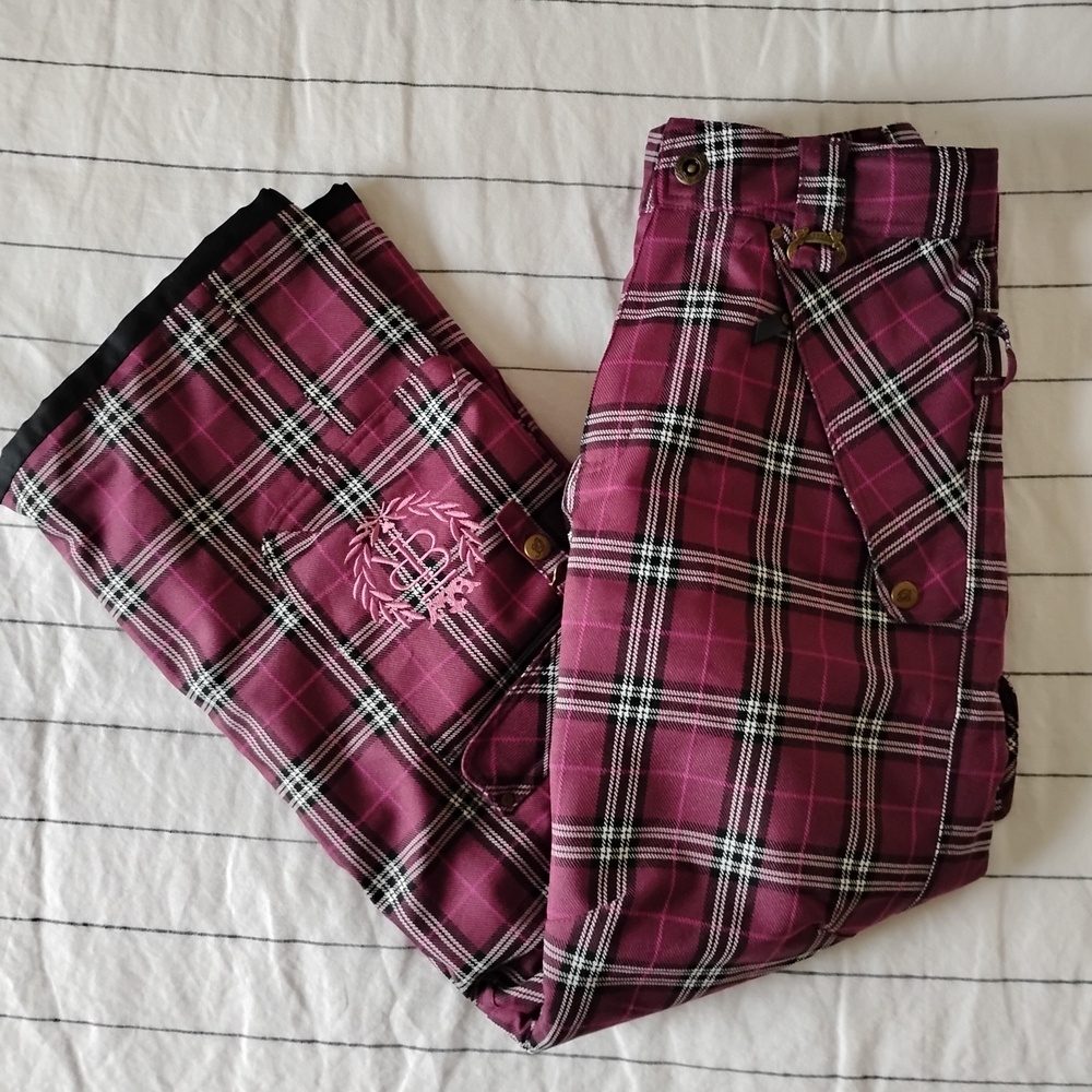Betty Rides Snow Pants - Picture 5 of 11